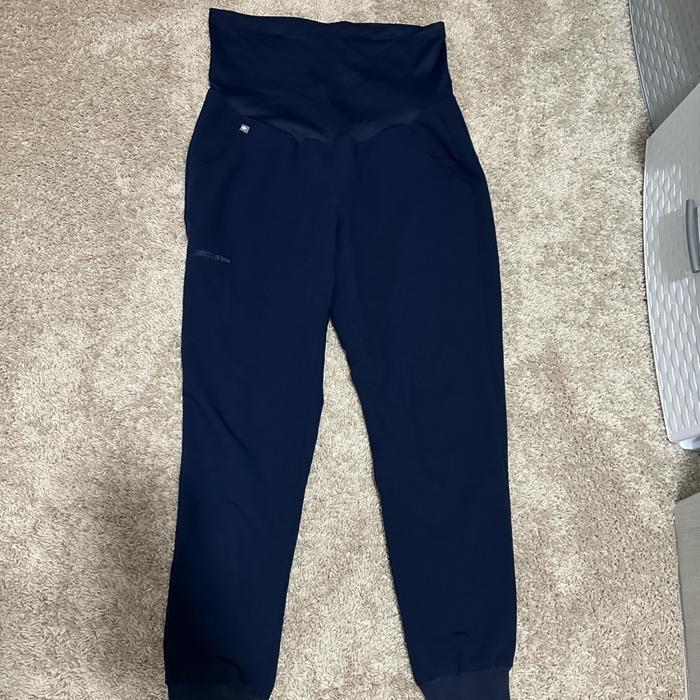 Figs maternity scrub bottoms